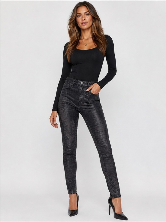Kut from the Kloth Pants - NWT KUT from the Kloth Connie Coated Croc Skinny Jeans - Size 4 rocker nightlife